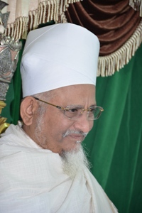 Moharram ul-Haraam 1437 AH: Haatim ul-Khayraat wa Rabee' ul-Barakaat Haatim Zakiyuddin saheb (tus) and Majlis-e-Husaini